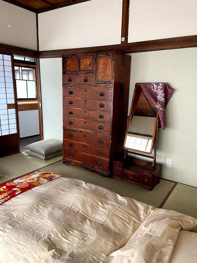 Okiya Guest House & Tapas Bar Kiryu ภายนอก รูปภาพ